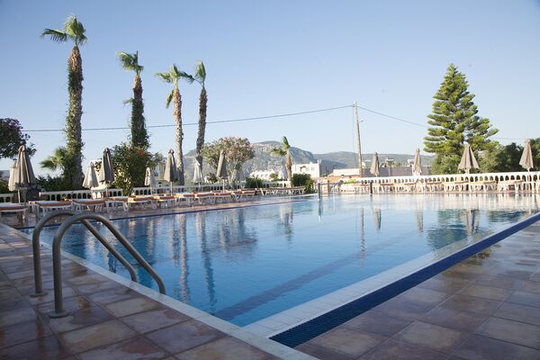 Holidays at Zeus Hotel in Kefalos, Kos