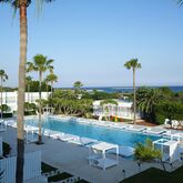 So White Boutique Suites Picture 5