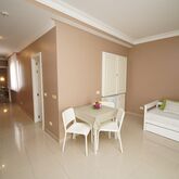 RF Astoria Aparthotel Picture 6