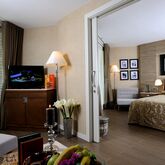 Elegance Hotel International Picture 12