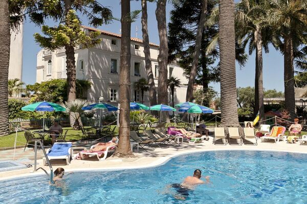 Holidays at Eden Hotel in Sorrento, Neapolitan Riviera