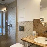 New Hotel Lafayette Picture 11