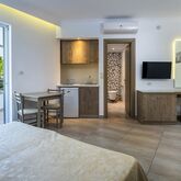 Alexandra Beach Hotel Picture 14