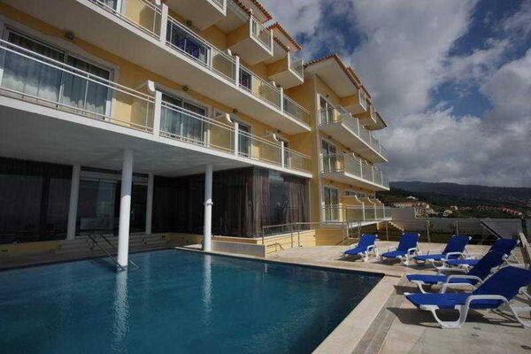 Holidays at Baia Brava Apartments in Santa Cruz, Madeira