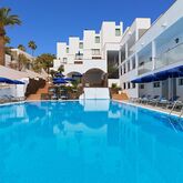 Esquinzo Apartments Picture 0