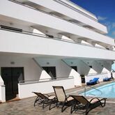 Dolores Apartments Picture 7