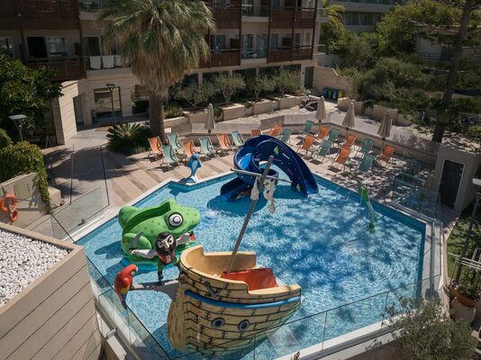 Holidays at Minos Hotel in Rethymnon, Crete