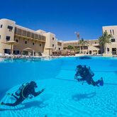 Breakers Diving and Surfing Lodge Picture 5