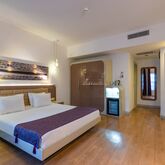 Puding Marina Residence Hotel Picture 14