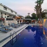 Tonoz Beach Hotel Picture 6