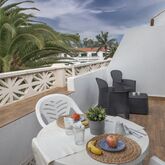 Los Rosales Apartments Picture 18