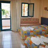 Montebello Deluxe Hotel Picture 13