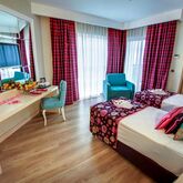 Azura Deluxe Resort And Spa Hotel Picture 17