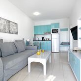 Los Veleros Apartments Picture 16
