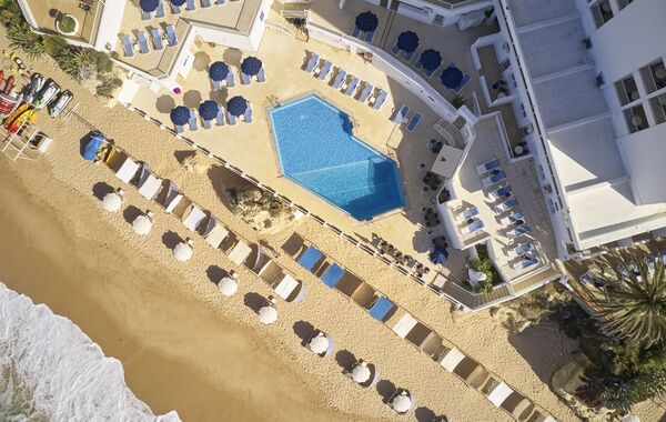 Holidays at Holiday Inn Algarve in Armacao de Pera, Algarve