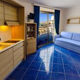 Astro Suite Hotel Picture 17