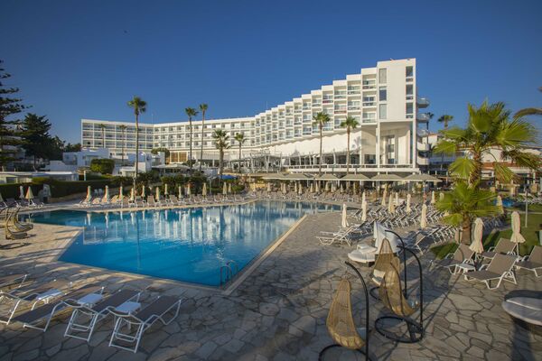 Holidays at Cypria Maris Beach Hotel in Paphos, Cyprus