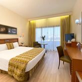 Ajax Hotel Picture 16