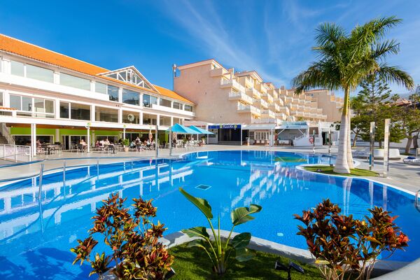 Holidays at Tropical Park Apartments in Callao Salvaje, Tenerife