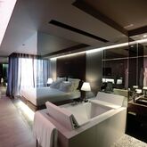 Vine Hotel Picture 8