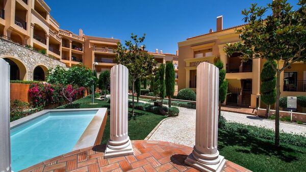 Holidays at Baia Da Luz Hotel in Praia da Luz, Algarve