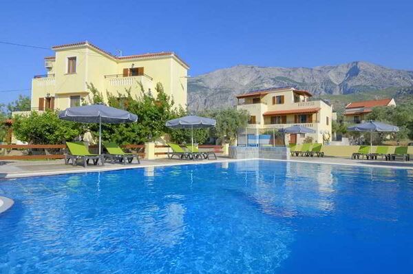 Holidays at Agrilionas Beach Apartments Hotel in Marathokambos, Samos