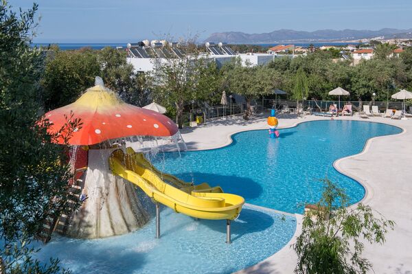 Holidays at Sirios Village Hotel and Bungalows in Daratsos, Chania