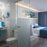 Surfing Colors Apartments Picture 15