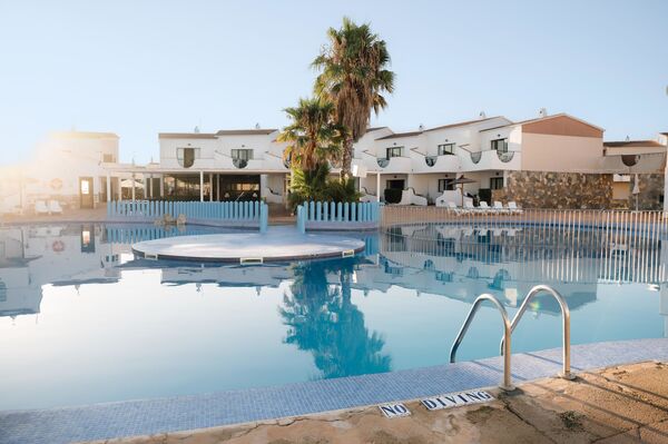 Holidays at Los Lentiscos Apartments in Cala'n Forcat, Menorca