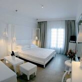 White Suites Hotel Picture 9
