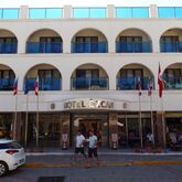 Ozcan Beach Hotel Picture 6