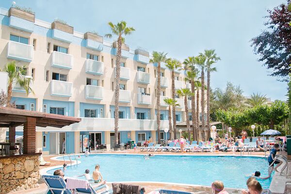 Holidays at Villamarina Club Hotel and Apartments in Salou, Costa Dorada