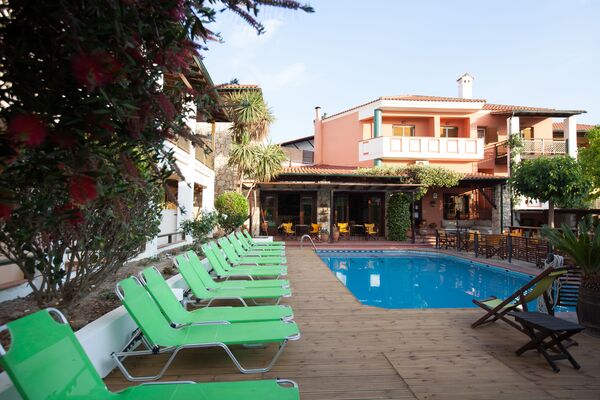 Holidays at Ammon Garden Hotel in Pefkohori, Halkidiki