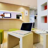Kyriad Paris 10 Hotel Canal Saint Martin Republique Picture 4