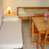 Beachfront Salvanos Apartments Picture 8
