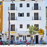 Ryans La Marina Hotel Picture 2
