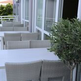Tropical Studio Apartments Picture 18