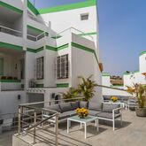 Esquinzo Apartments Picture 15