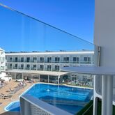 Surfing Colors Apartments Picture 0