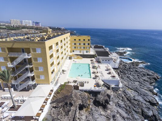 Holidays at Atlantic Holiday Center in Callao Salvaje, Tenerife