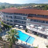 Tropical Studio Apartments Picture 10