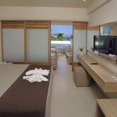 Nelia Beach Hotel Picture 14