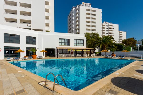 Holidays at Janelas do Mar Aparthotel in Albufeira, Algarve