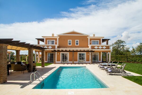 Holidays at Colina da Lapa Apartments in Carvoeiro, Algarve
