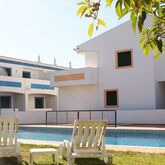 Oasis Beach Apartments Picture 0