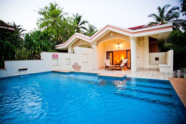 Holidays at Taj Exotica Goa Hotel in Benaulim Beach, India