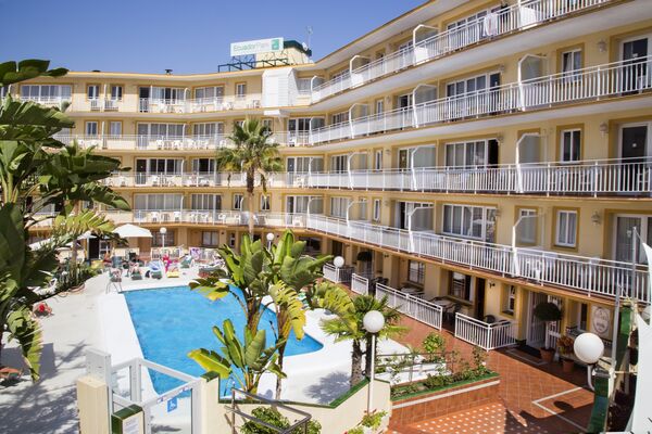 Holidays at Ecuador Park Apartments in Torremolinos, Costa del Sol