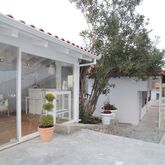 White Suites Hotel Picture 4