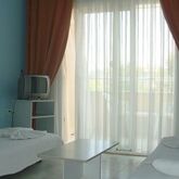 Golden Moon Apartments Picture 15