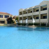 Summerland Hotel & Bungalows Picture 0